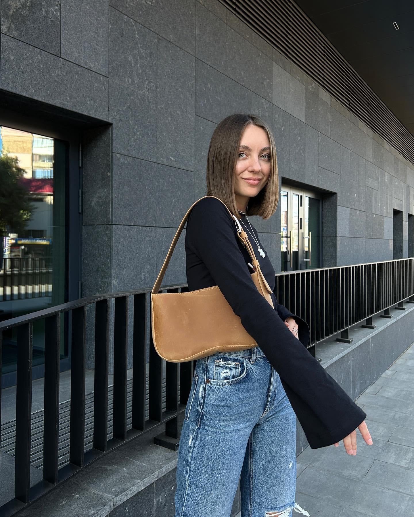 Shoulder leather bag