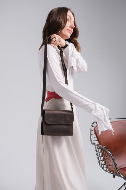 Leather crossbody bag