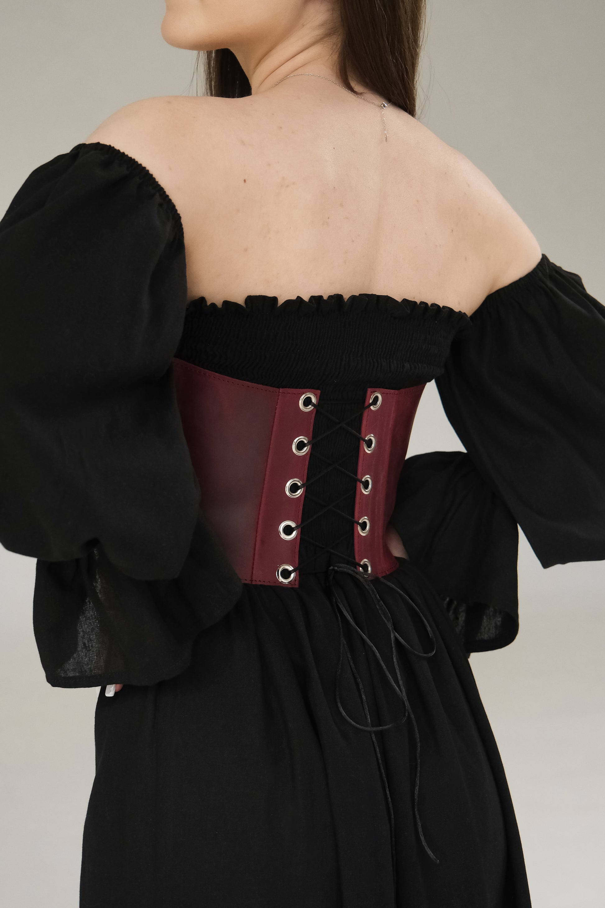 underbust leather corset, structured waist shaping corset belt, boned leather waist cincher, brown leather corset top, handmade fashion corset, sculpted silhouette, minimalist structured bodice