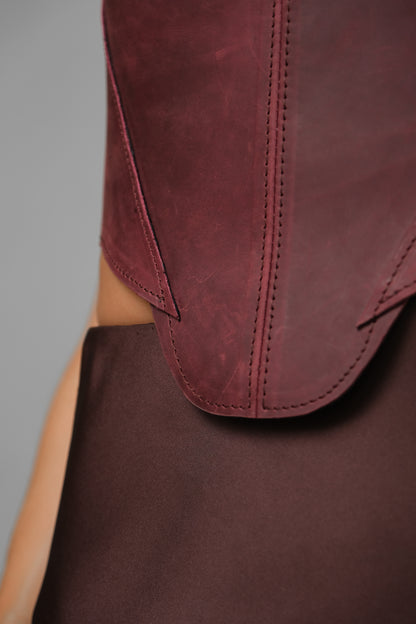 Бордовий корсет-бюстьє – Топ у стилі Ренесансу