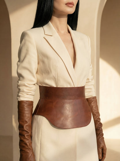 Пояс із баскою зі шкіри коньячного кольору – архітектурний корсет-баска