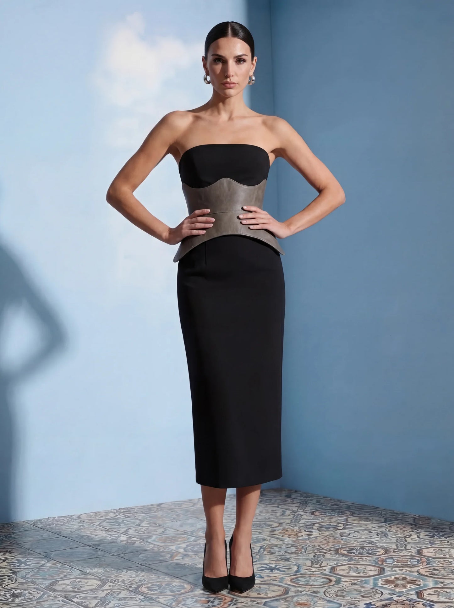 grey corset belt leather peplum waist cincher structured basque belt minimal outfit styling monochrome outfit corset styling feminine waist belt look