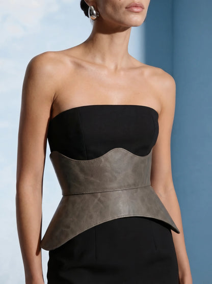 cool grey leather corset belt peplum basque waist cincher modern minimalist outfit styling structured waist belt elegant fashion look neutral aesthetic
