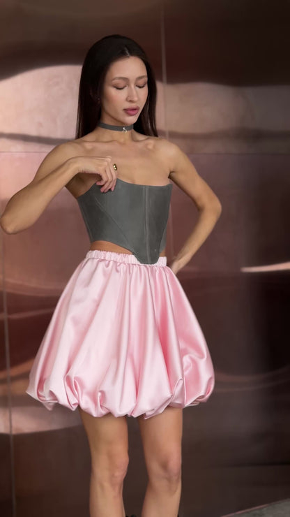 Сірий корсет на груди – топ у стилі Ренесанс