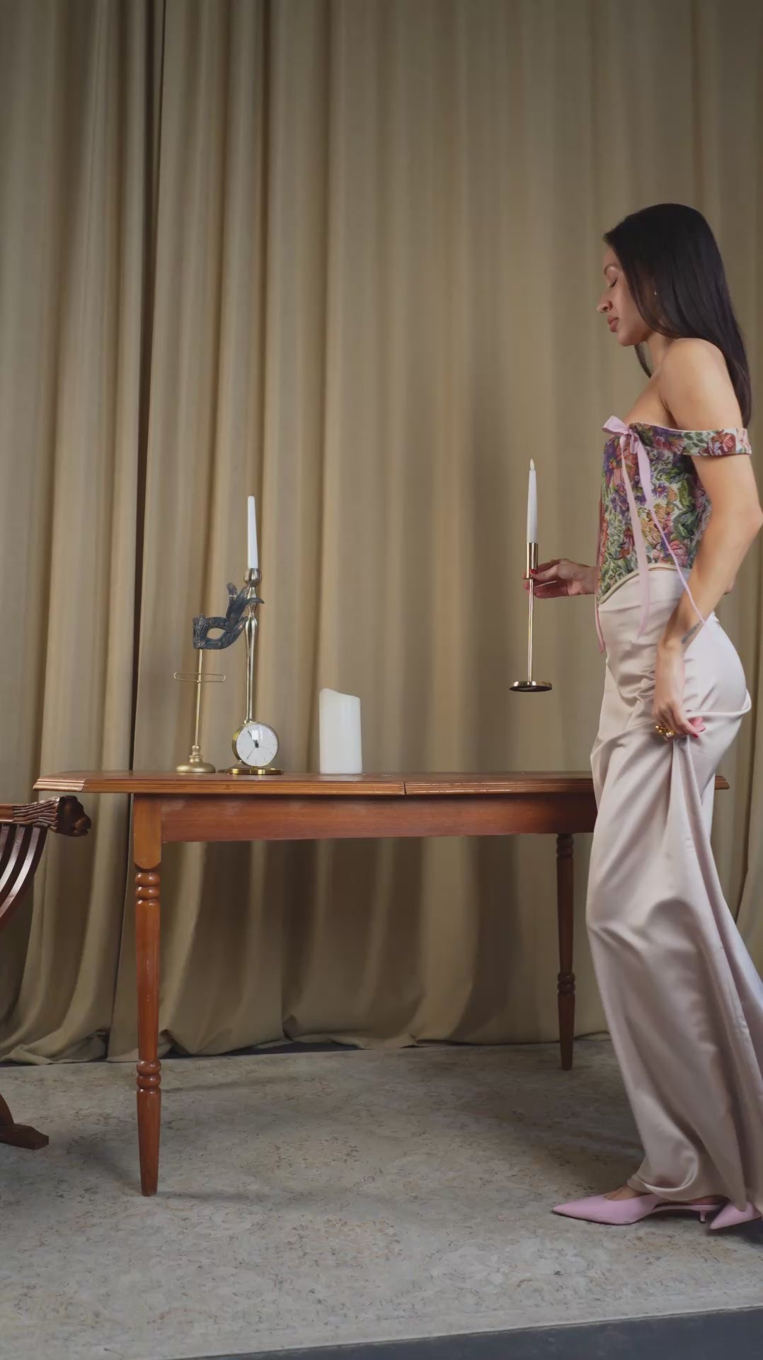 Green floral corset top, structured boned bodice, reversible lace up corset, off shoulder ribbon straps, waist shaping silhouette, handmade custom size corset, renaissance fair outfit, botanical tapestry top, romantic evening styling
